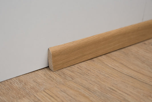 Sockelleiste eiche lackiert 2400x35x10