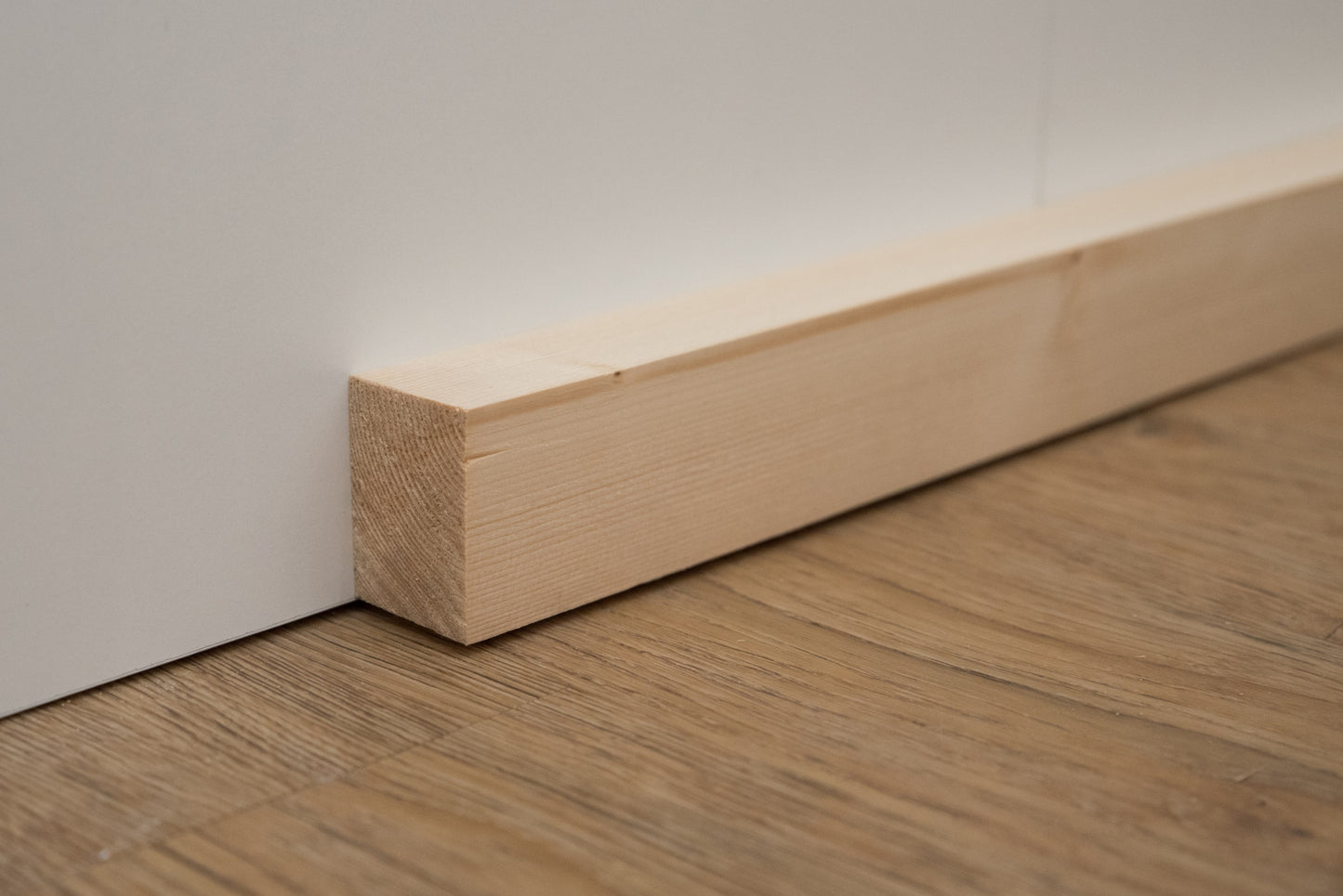 Altbausockel Fichte 2400x40x30