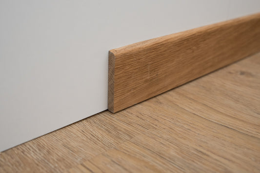 Sockelleiste Eiche lackiert 2400x58x10
