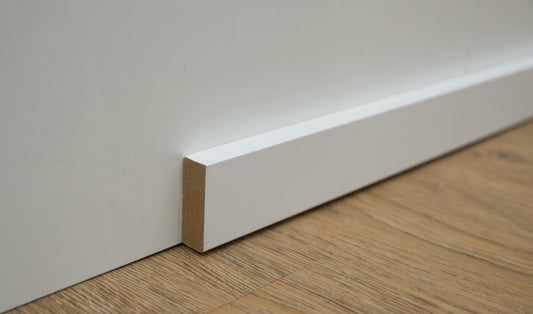 Renovierungsleiste weiss sockelleiste 2500x40x14