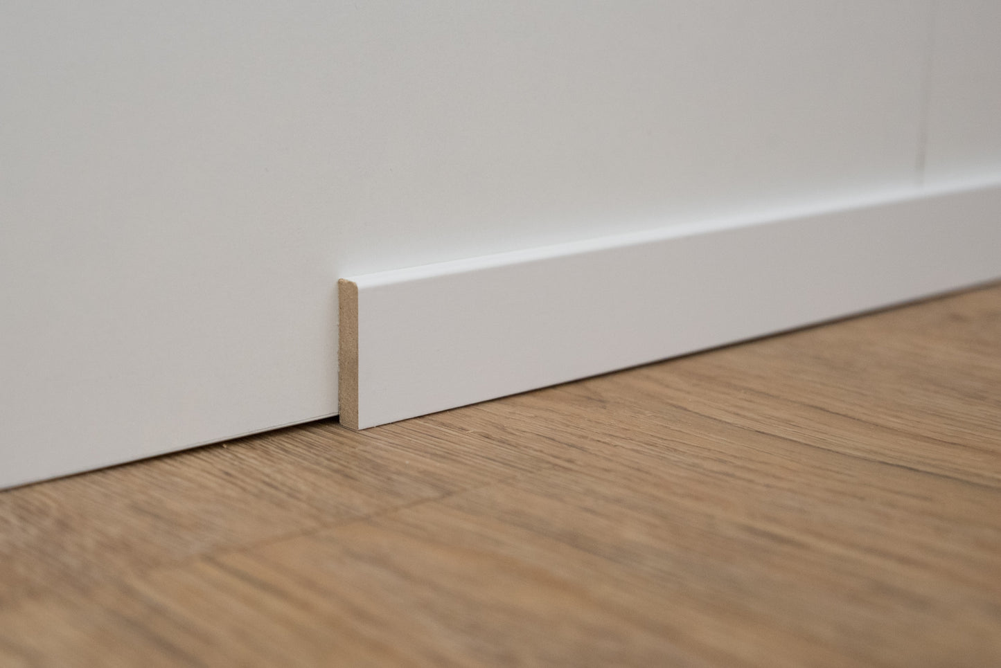 Renovierungsleiste weiss sockelleiste 2500x30x6